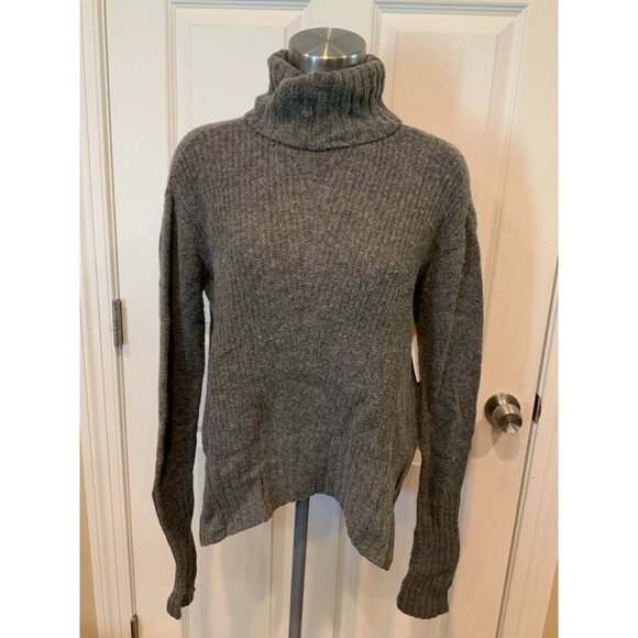 Moth Anthropologie Gray Wool Turtleneck Sweater, Size XXS - Picture 1 of 9